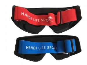 Slika sportskih naočala - crvene i plave (prikaz stražnje strane)